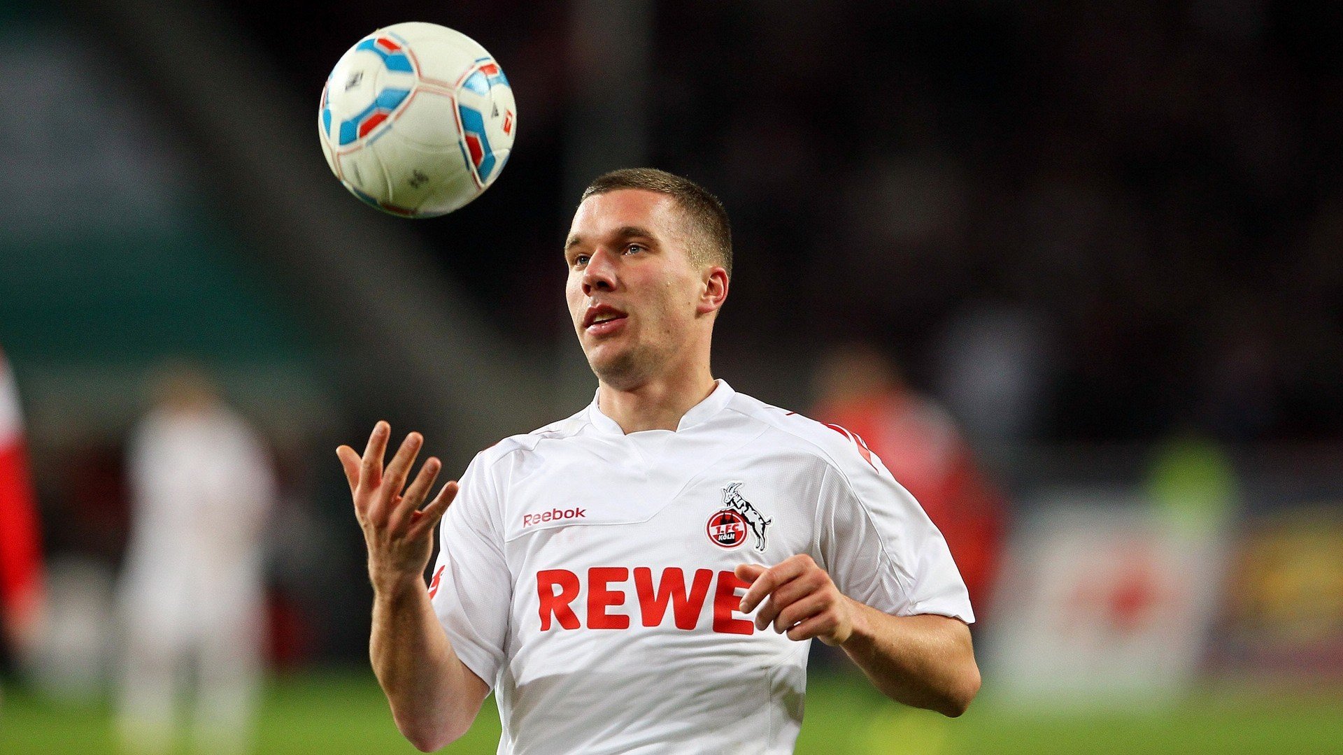 恩多比·恩乔:为南非队打破世界纪录,再次展现不凡实力,多恩比纳